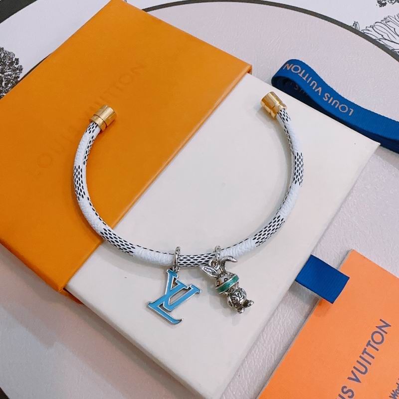 LV Bracelet 05yxh20 (4)