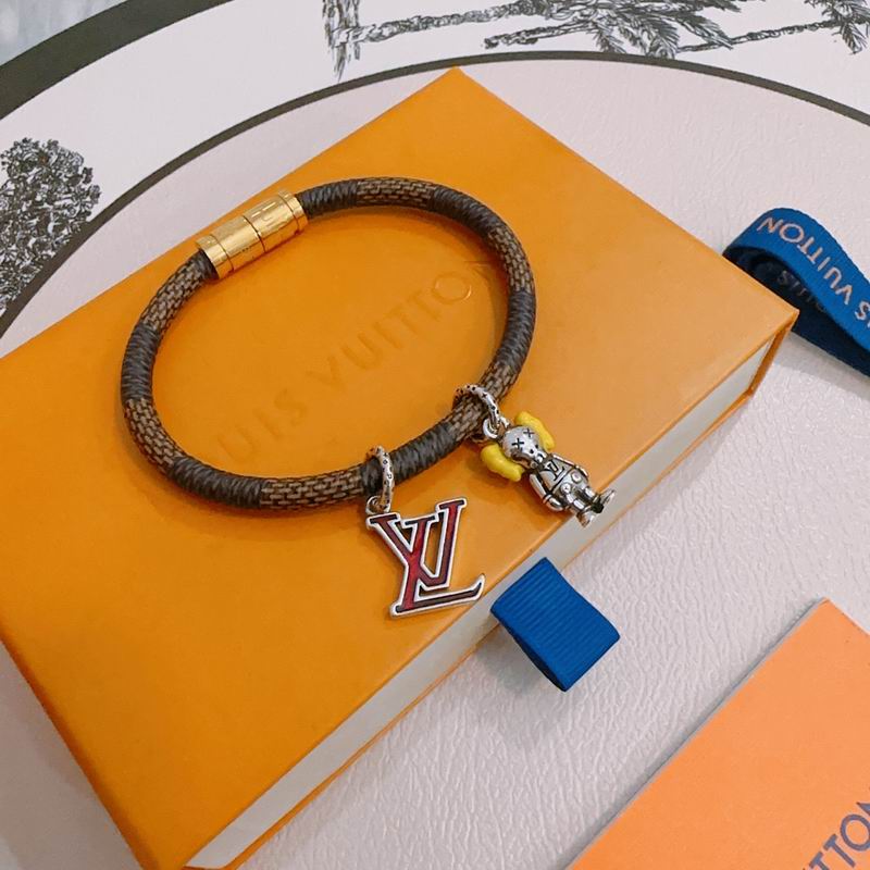 LV Bracelet 05yxh21 (3)