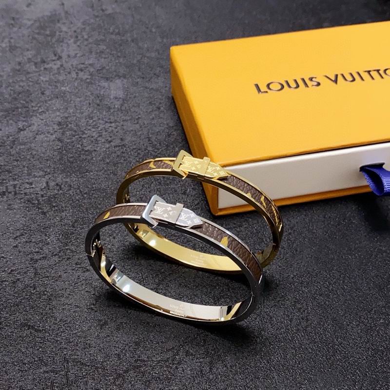 LV Bracelet 05yxh26 (9)