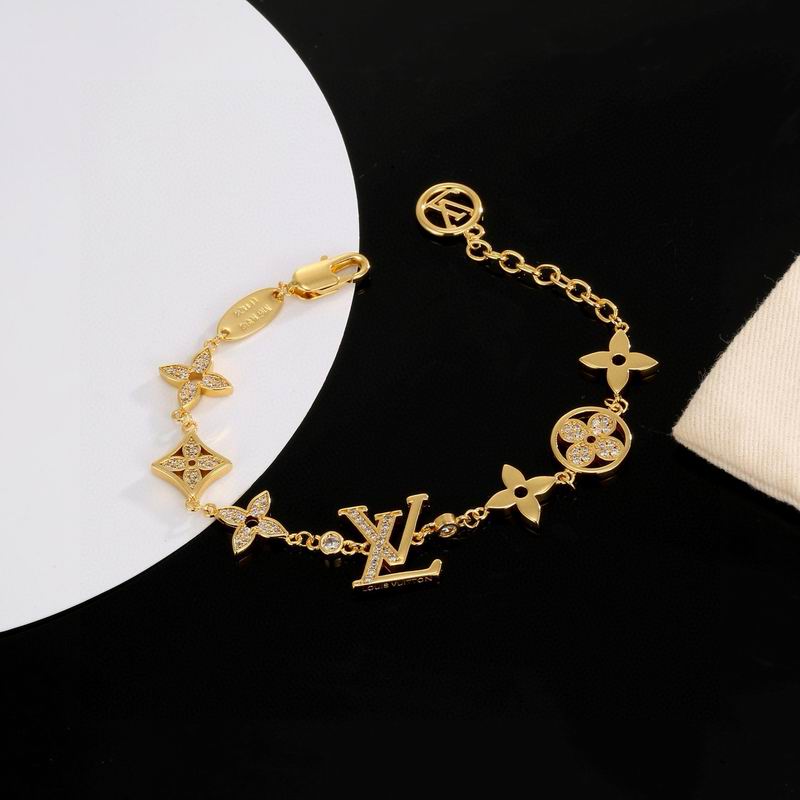 LV Bracelet 05yxh27 (6)