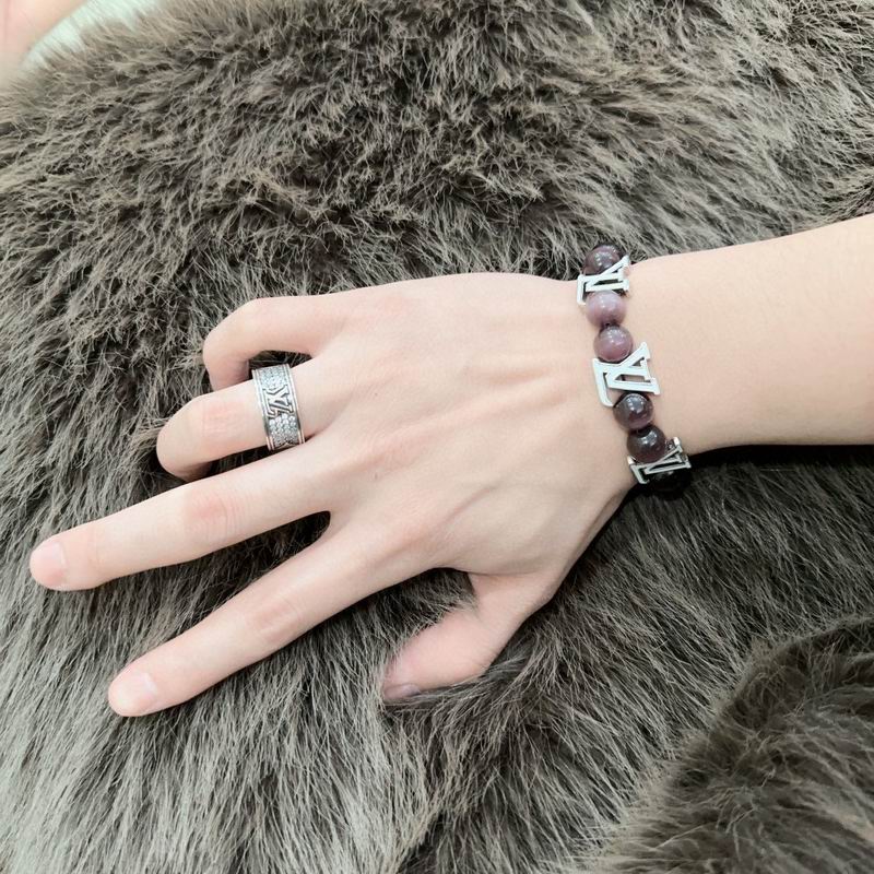 LV Bracelet 05yxh30 (5)