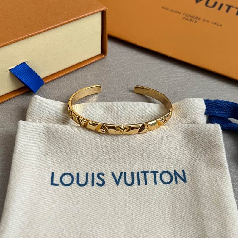 LV Bracelet 05yxh31 (4)