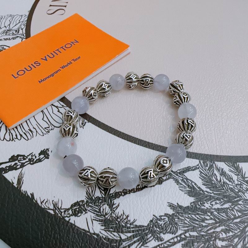 LV Bracelet 05yxh32 (1)