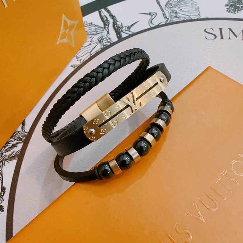 LV Bracelet 05yxh33 (1)