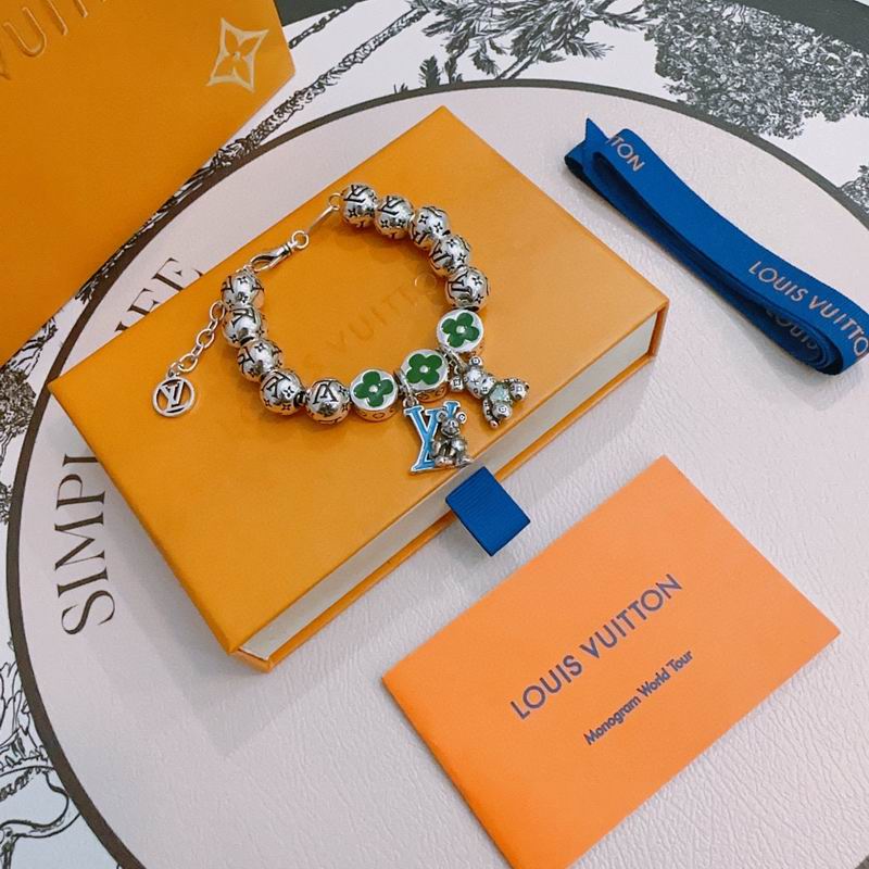 LV Bracelet 05yxh33 (2)