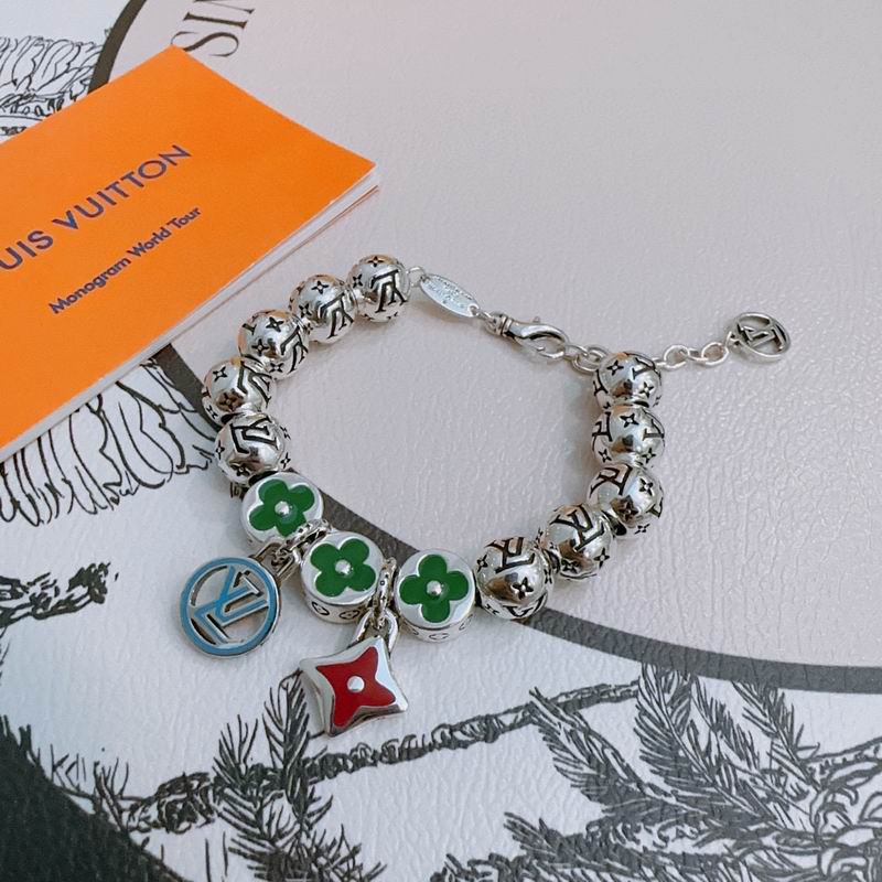 LV Bracelet 05yxh34 (2)