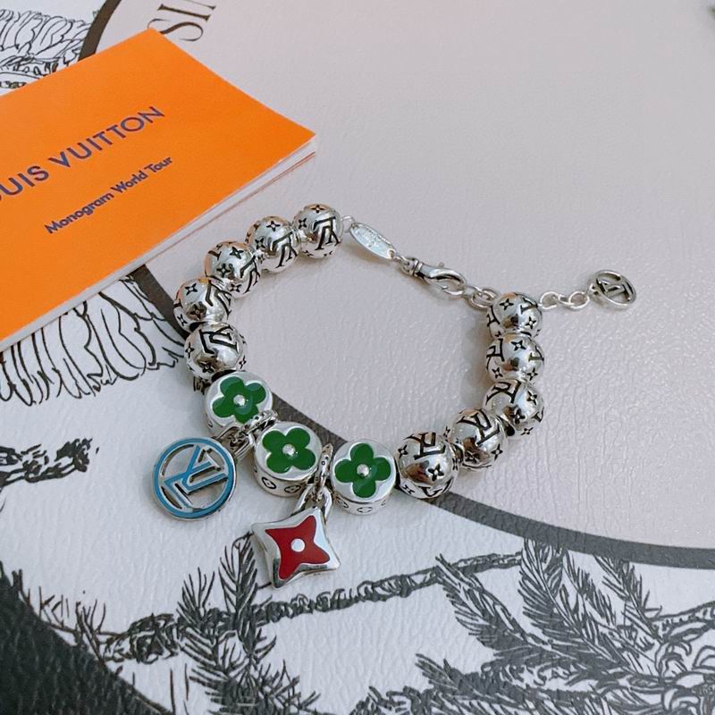LV Bracelet 05yxh34 (5)