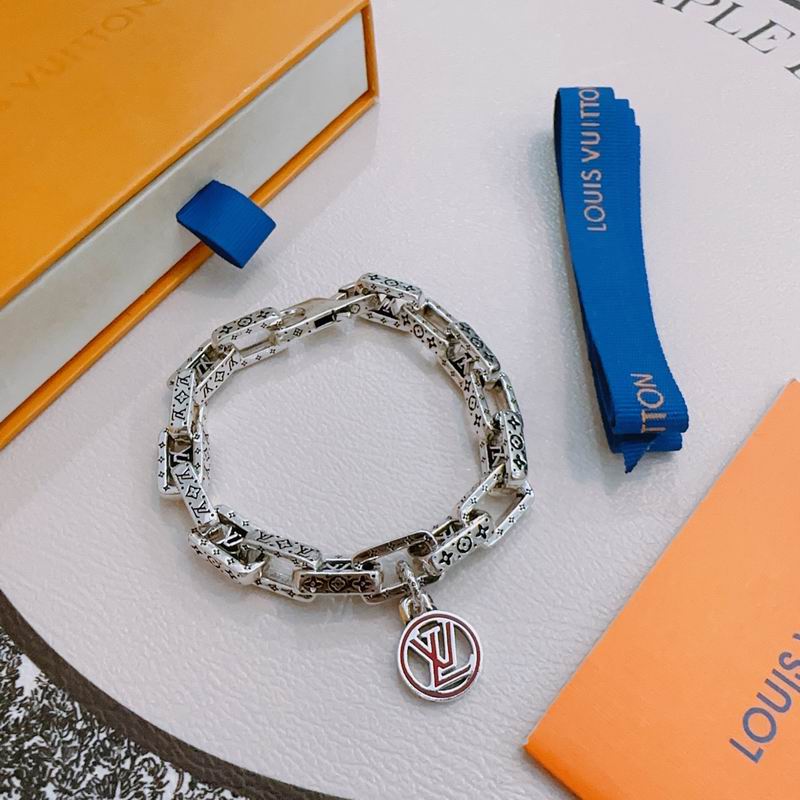 LV Bracelet 05yxh36 (3)