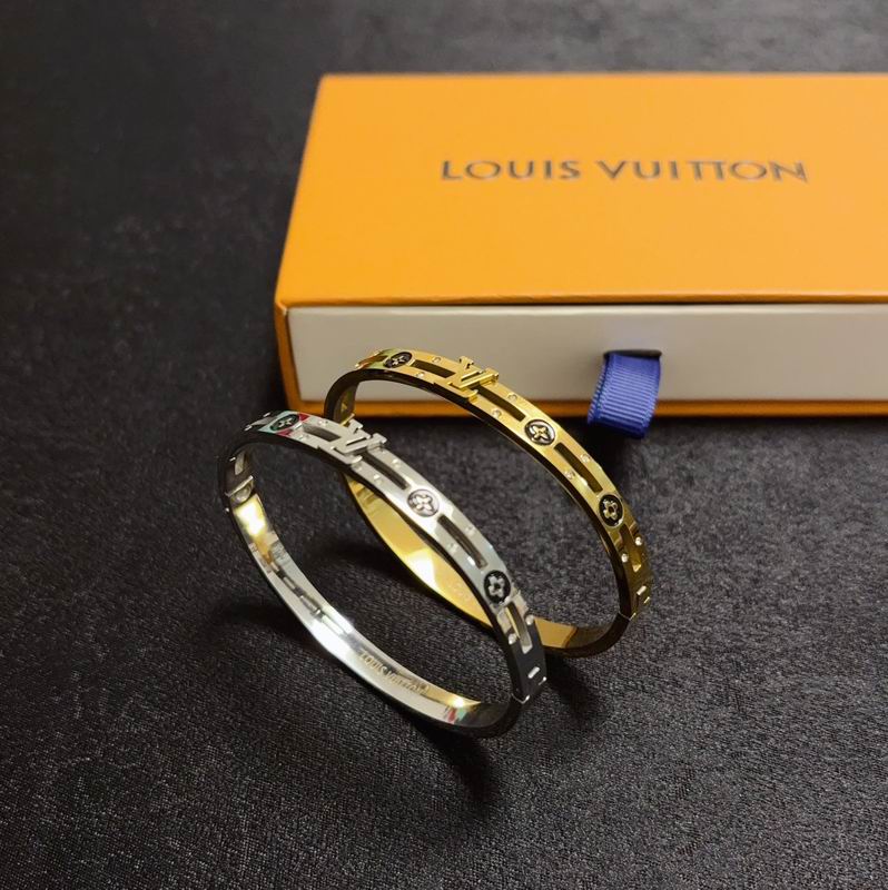 LV Bracelet 05yxh39 (4)