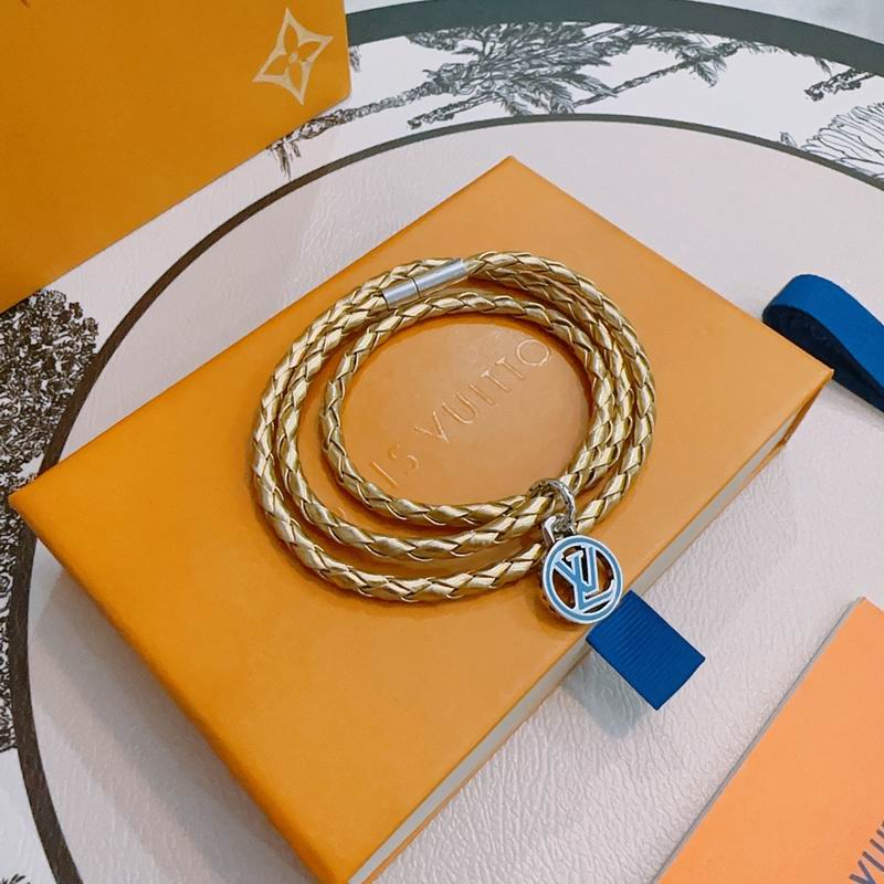 LV Bracelet 05yxh56 (3)