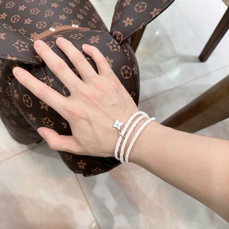 LV Bracelet 05yxh57 (5)