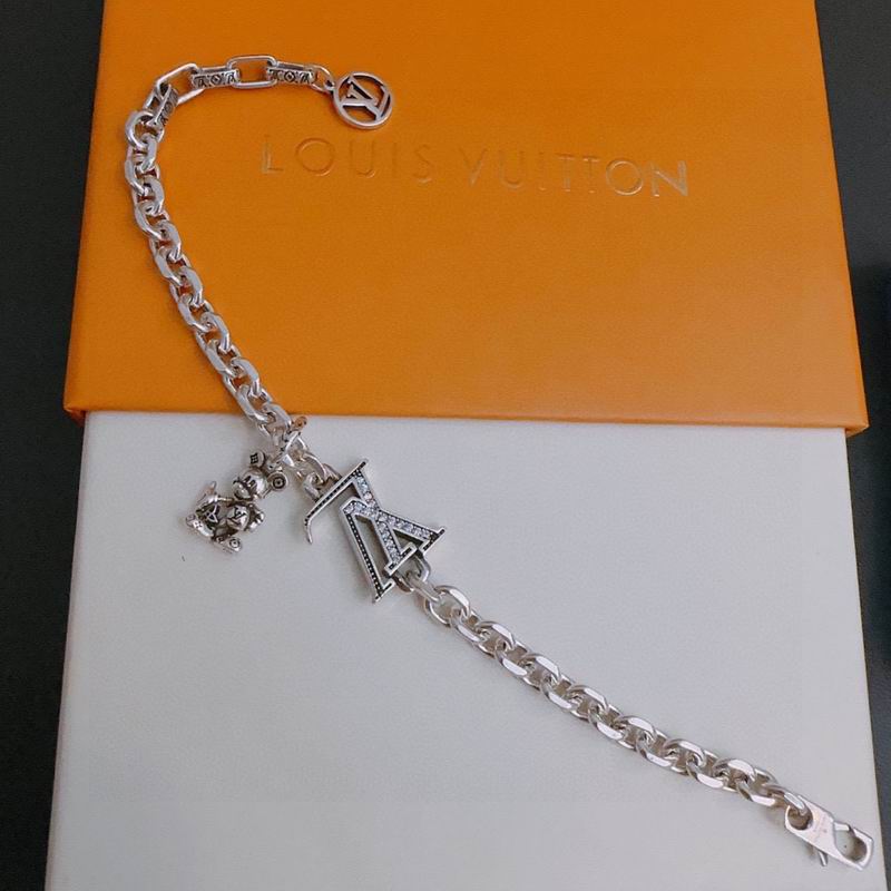LV Bracelet 05yxh65 (2)