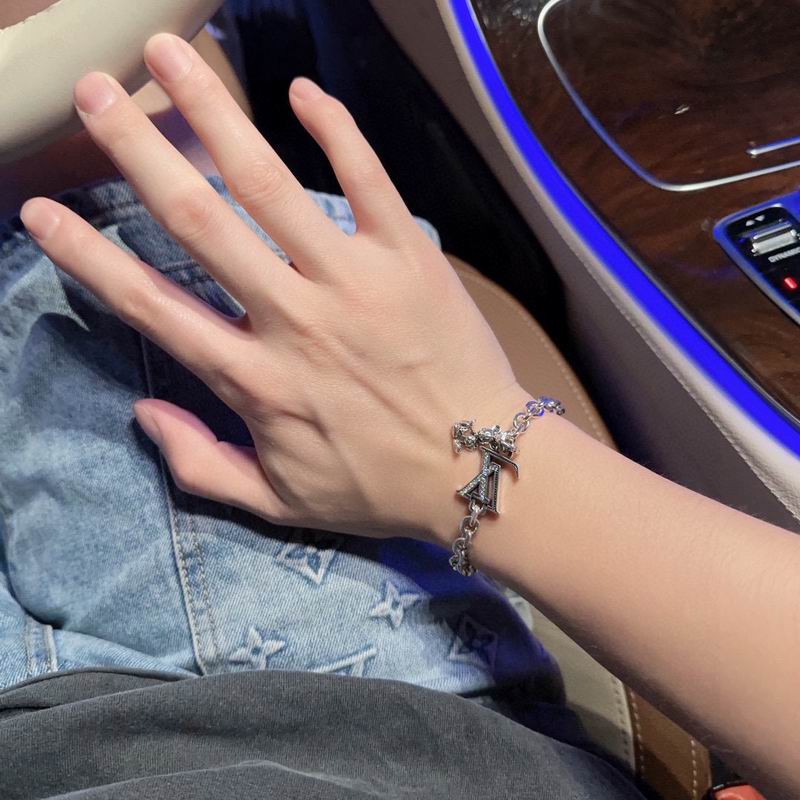 LV Bracelet 05yxh65 (5)