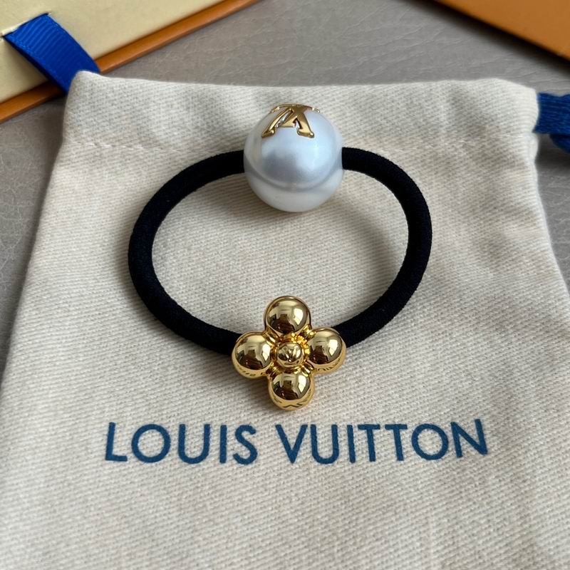 LV Bracelet 05yxh71 (6)
