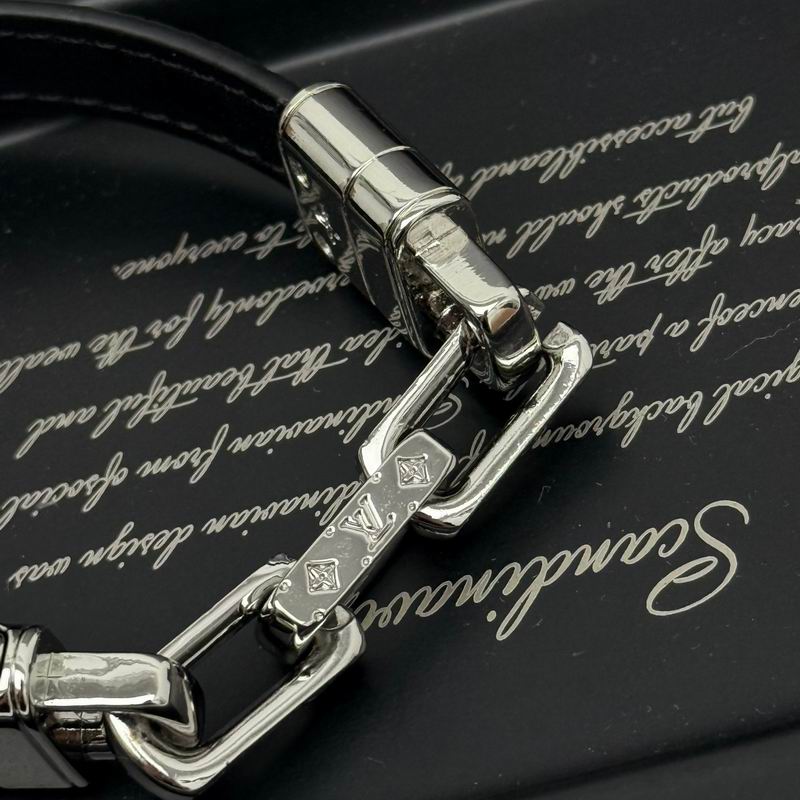 LV Bracelet 05yxh73 (8)
