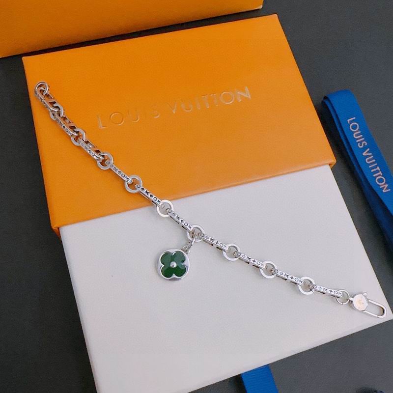 LV Bracelet 05yxh85 (6)