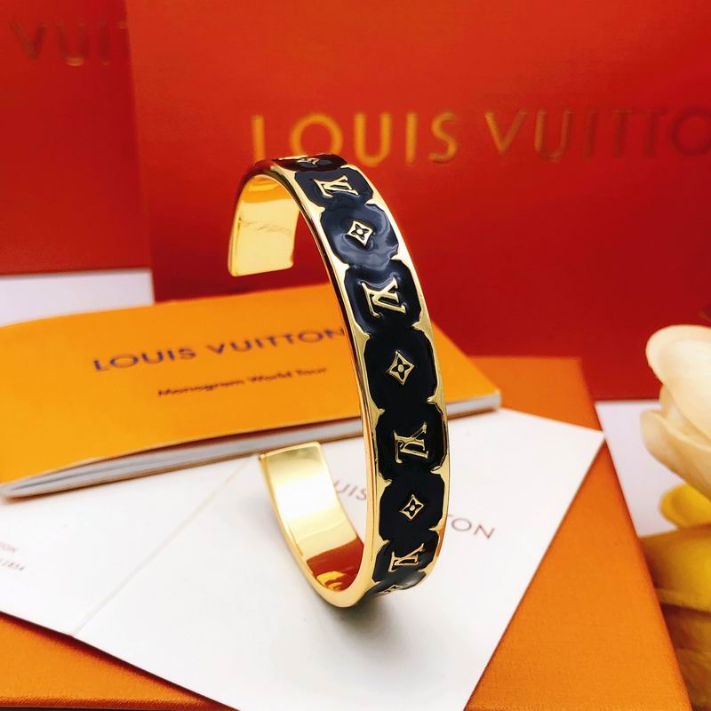 LV Bracelet 05yxh89 (1)