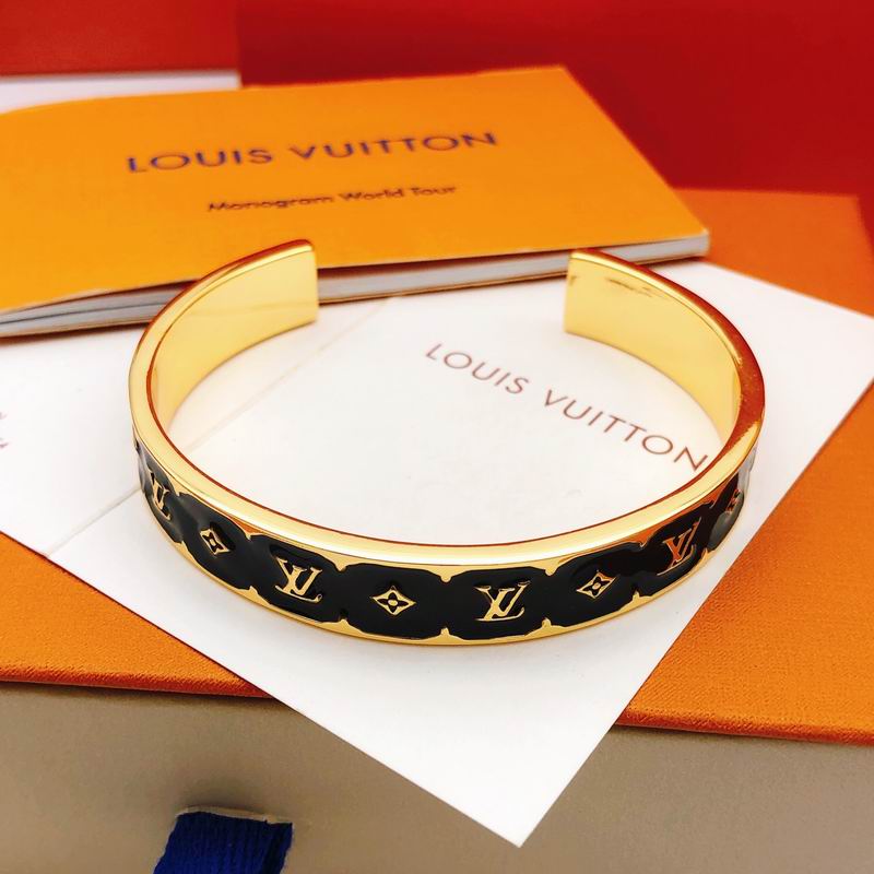 LV Bracelet 05yxh89 (2)