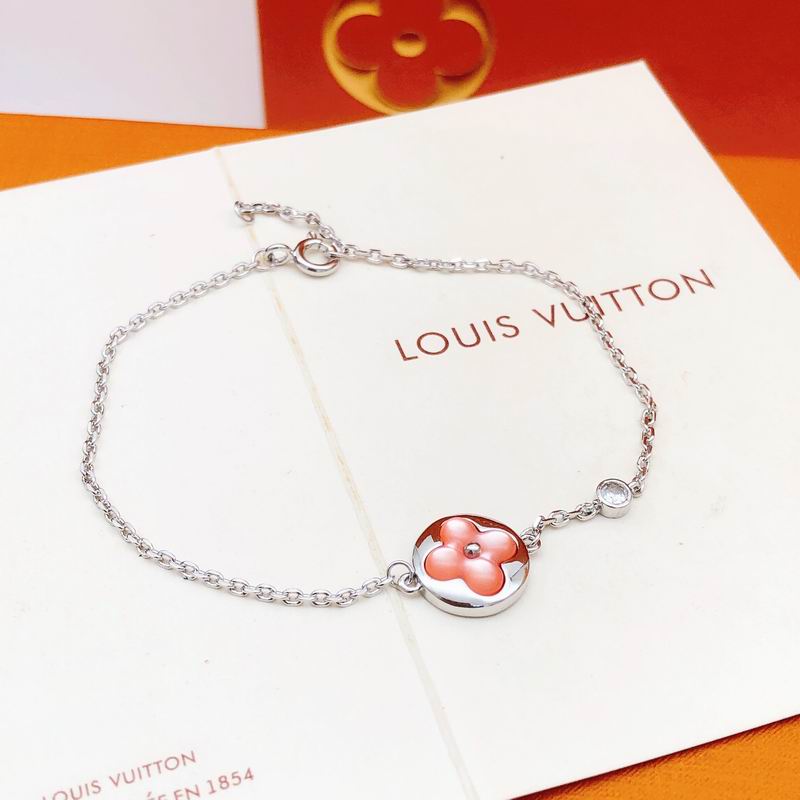 LV Bracelet 05yxh90 (4)