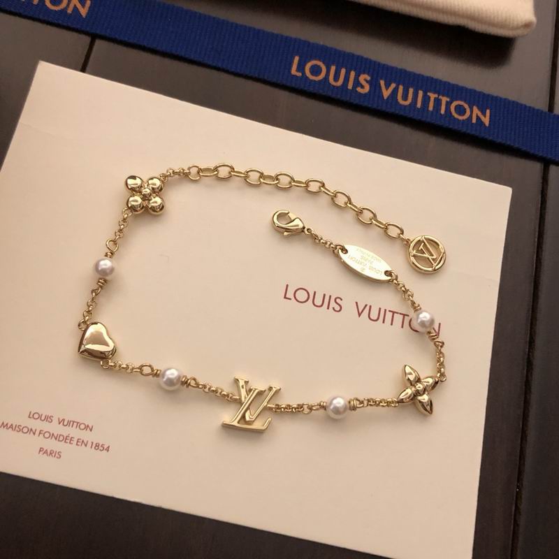 LV Bracelet 05yxh91 (2)