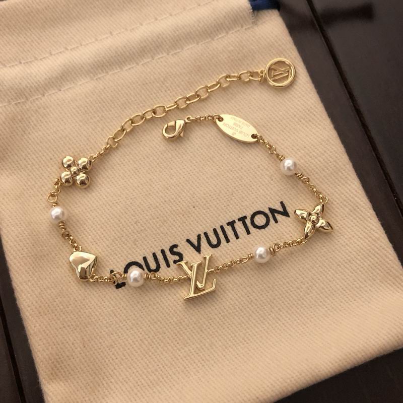 LV Bracelet 05yxh91 (5)