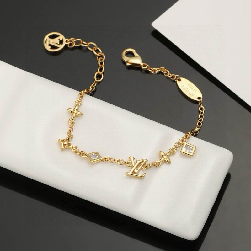 LV Bracelet 05yxh93 (1)