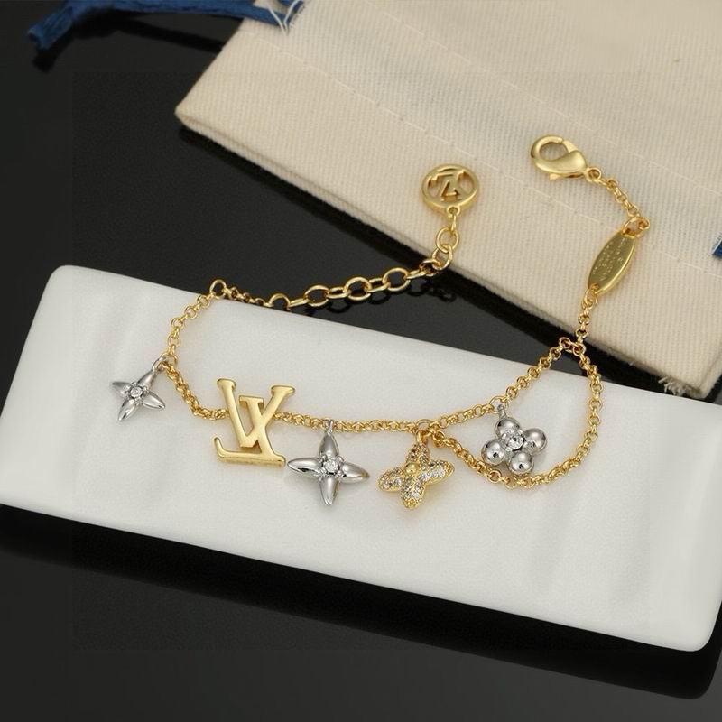 LV Bracelet 06yxh03 (4)