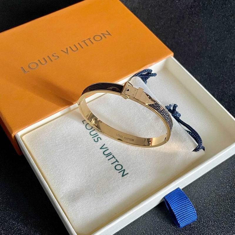 LV Bracelet 06yxh09 (10)