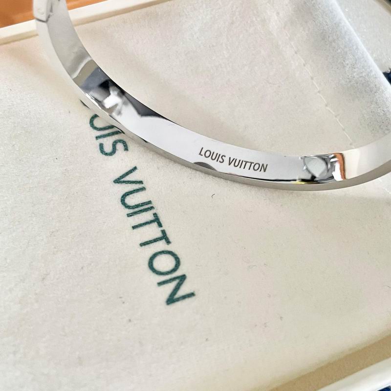 LV Bracelet 06yxh09 (4)