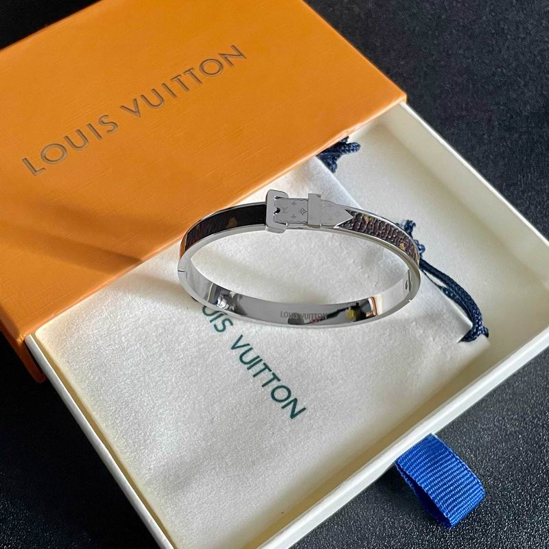 LV Bracelet 06yxh09 (5)