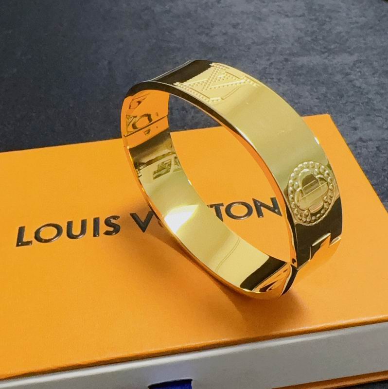 LV Bracelet 06yxh10 (1)