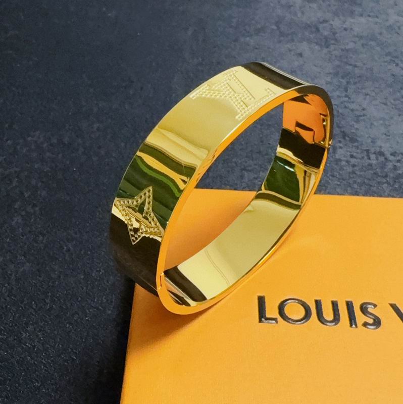 LV Bracelet 06yxh10 (4)