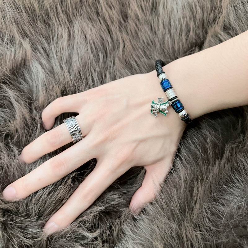 LV Bracelet 06yxh14 (5)