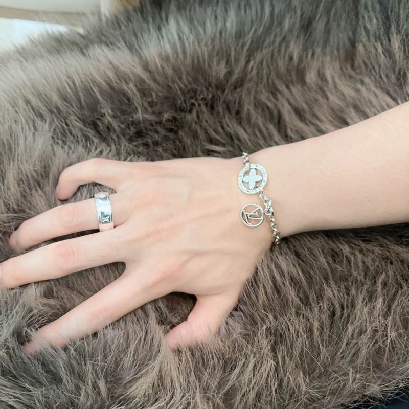 LV Bracelet 07yxh05 (5)