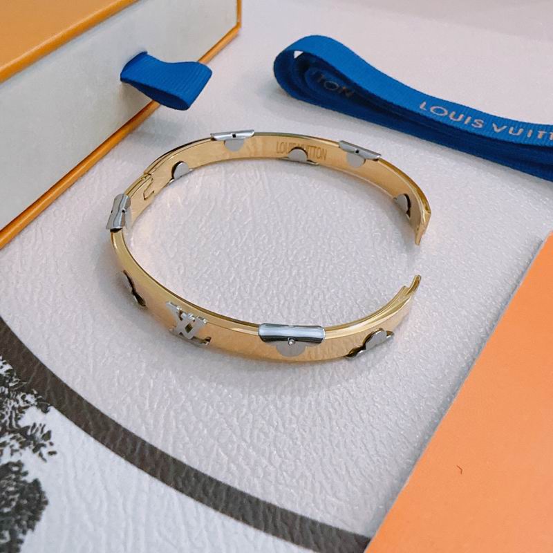 LV Bracelet 07yxh07 (3)