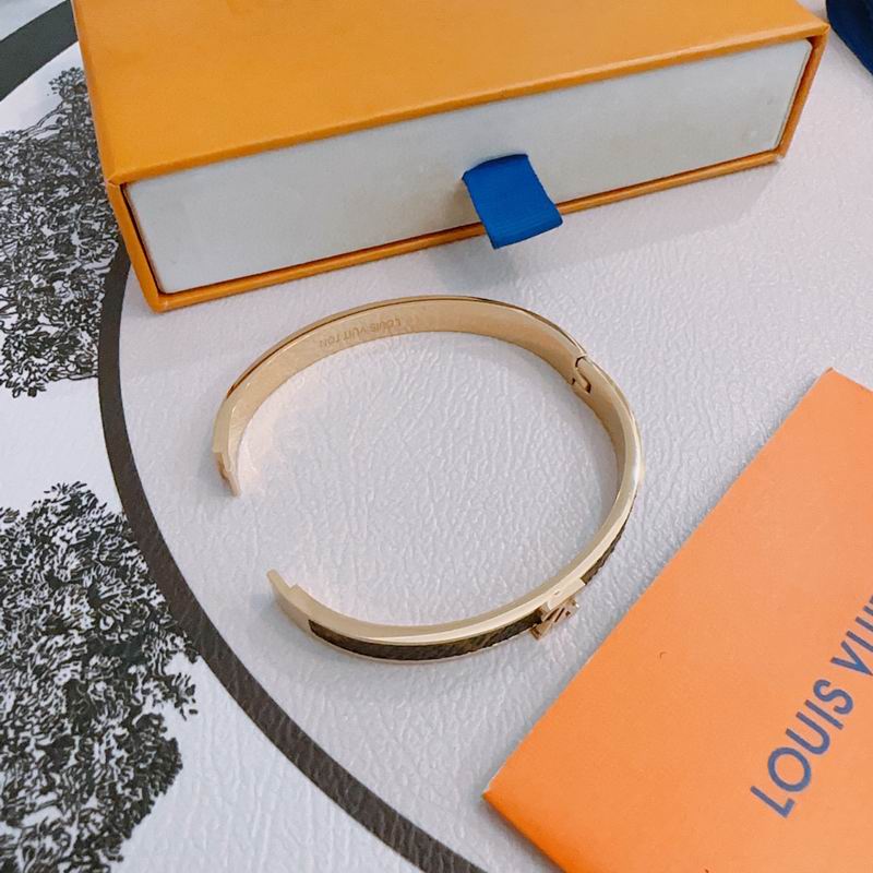 LV Bracelet 07yxh07 (6)