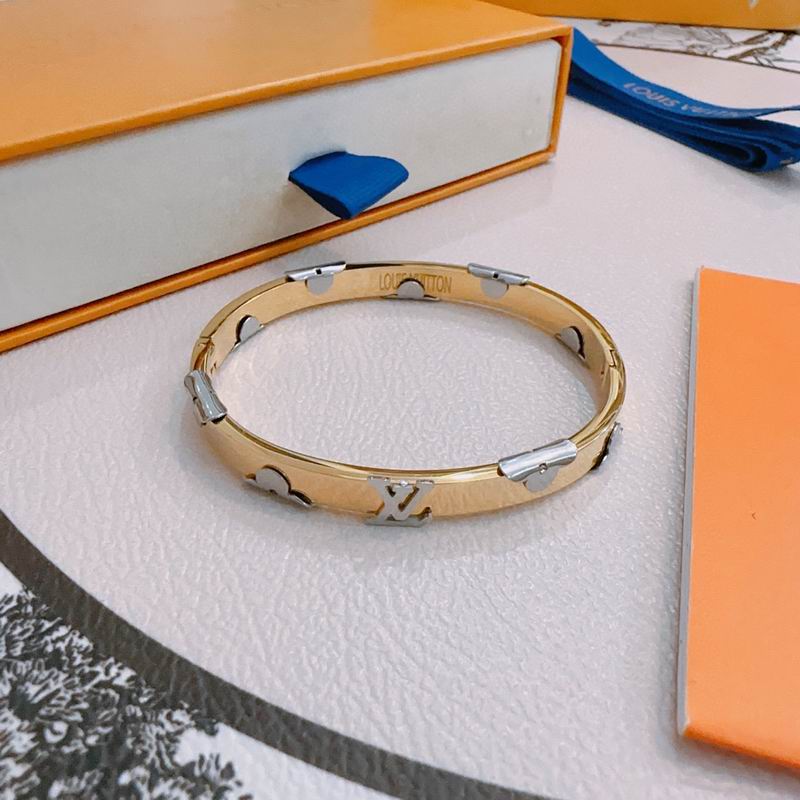 LV Bracelet 07yxh07 (7)