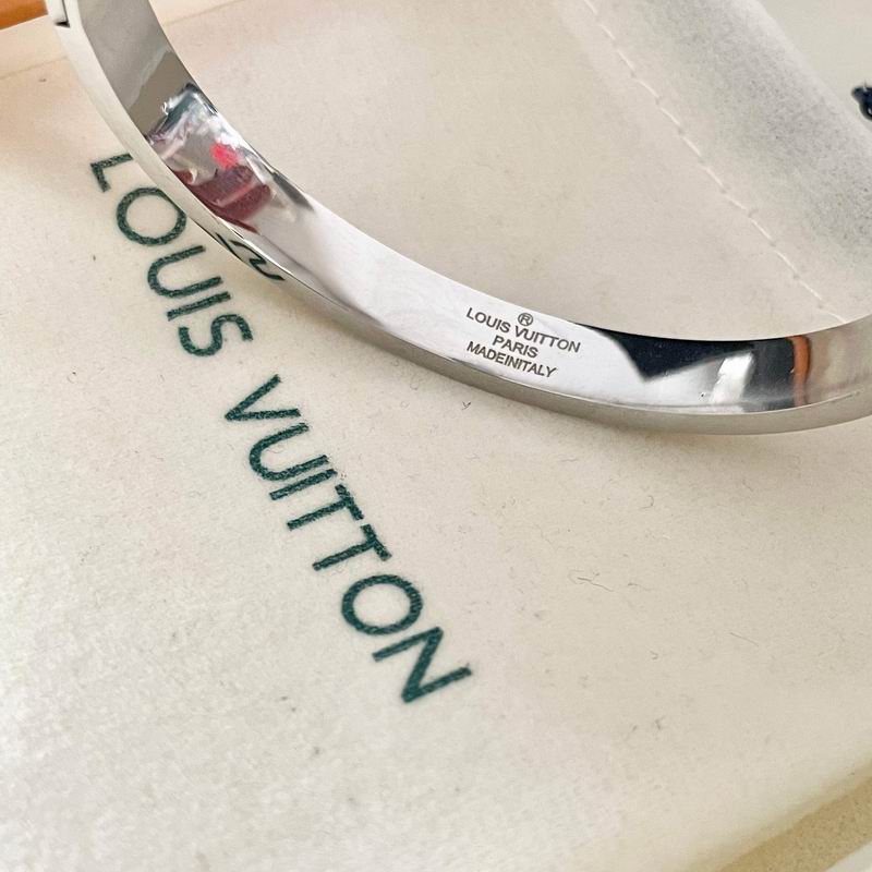 LV Bracelet 07yxh10 (4)