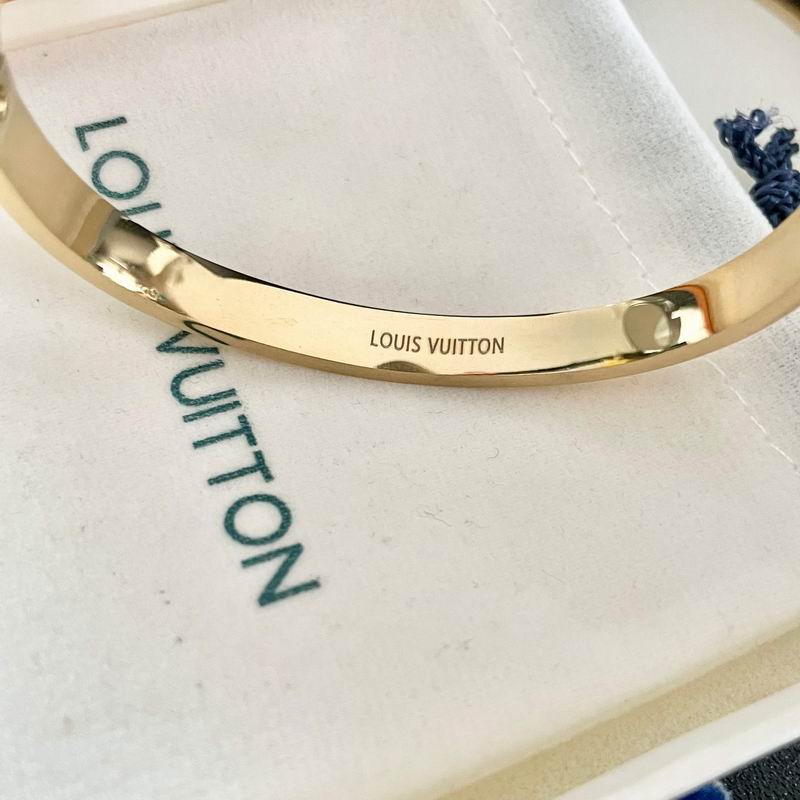 LV Bracelet 07yxh11 (4)