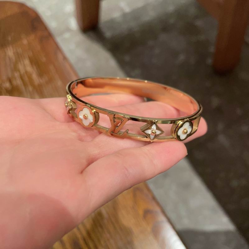 LV Bracelet 07yxh12 (4)