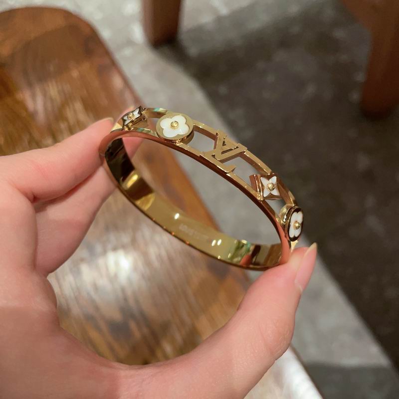 LV Bracelet 07yxh12 (5)