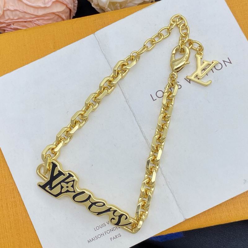 LV Bracelet 07yxh16 (1)