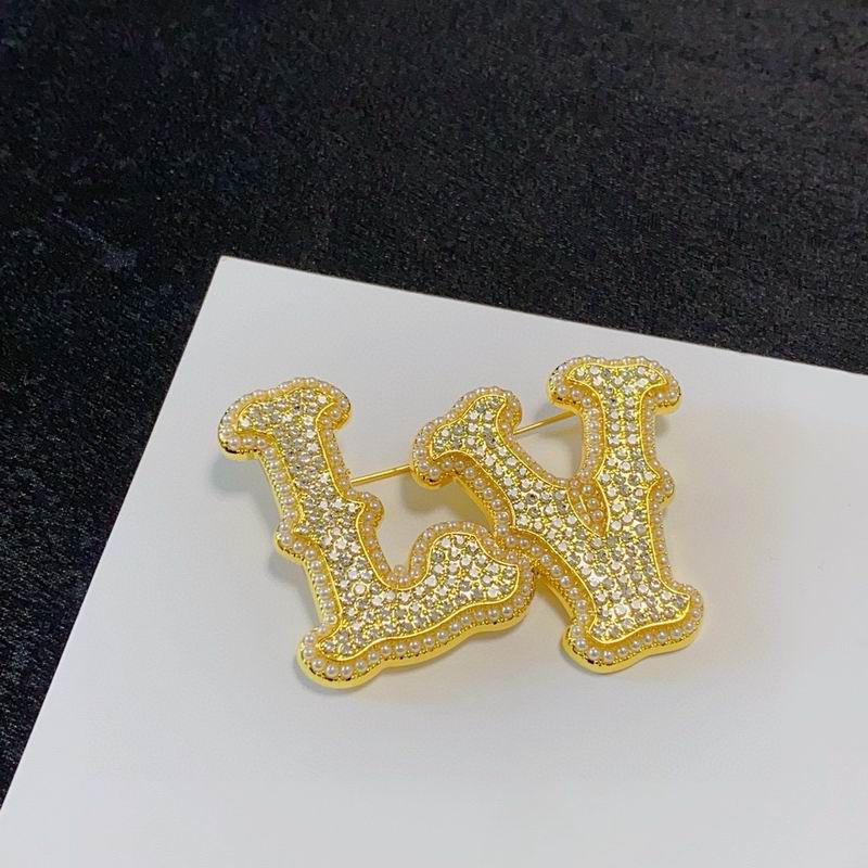 LV Brooch 04yxh04 (5)