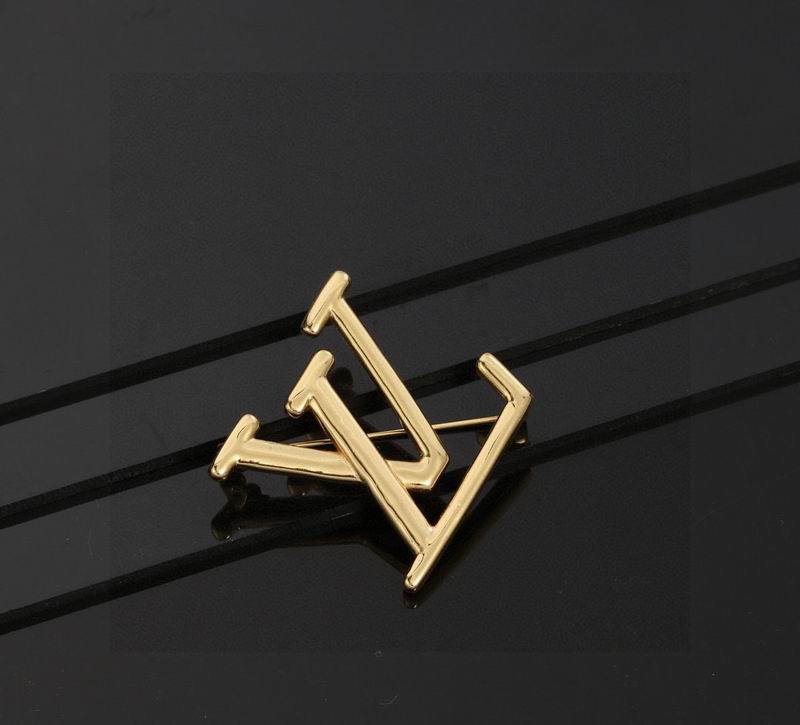 LV Brooch 05yxh01 (3)