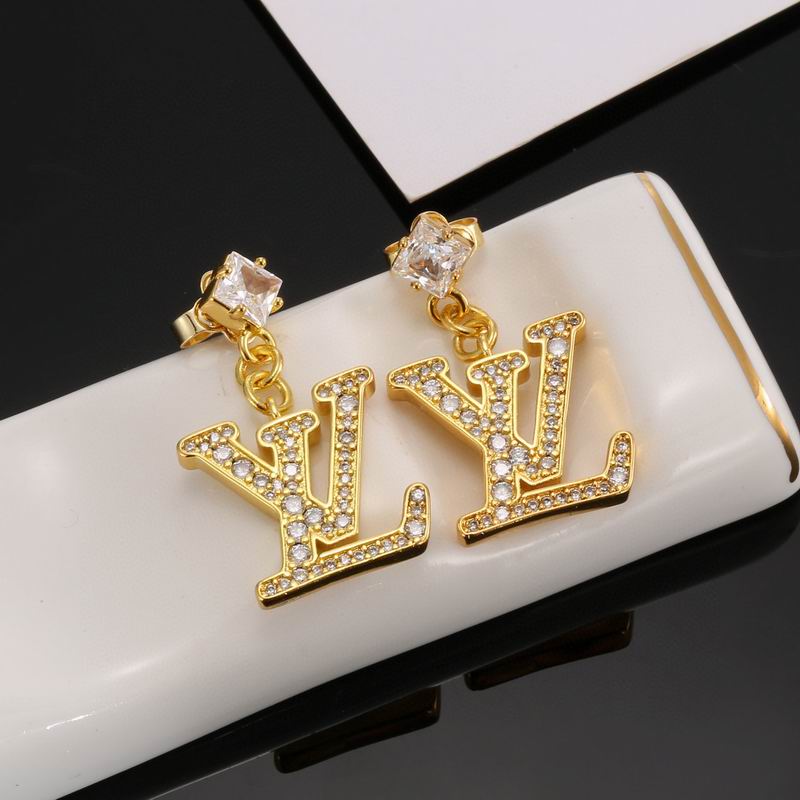 LV Earring 04yxh23 (1)