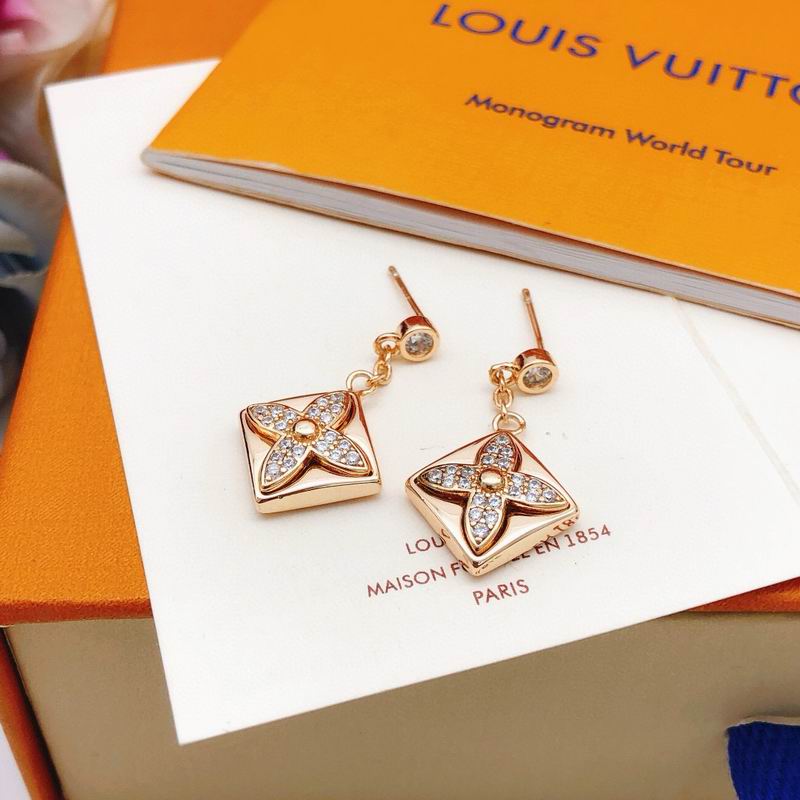 LV Earring 04yxh24 (2)