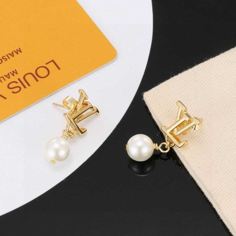 LV Earring 04yxh42 (3)