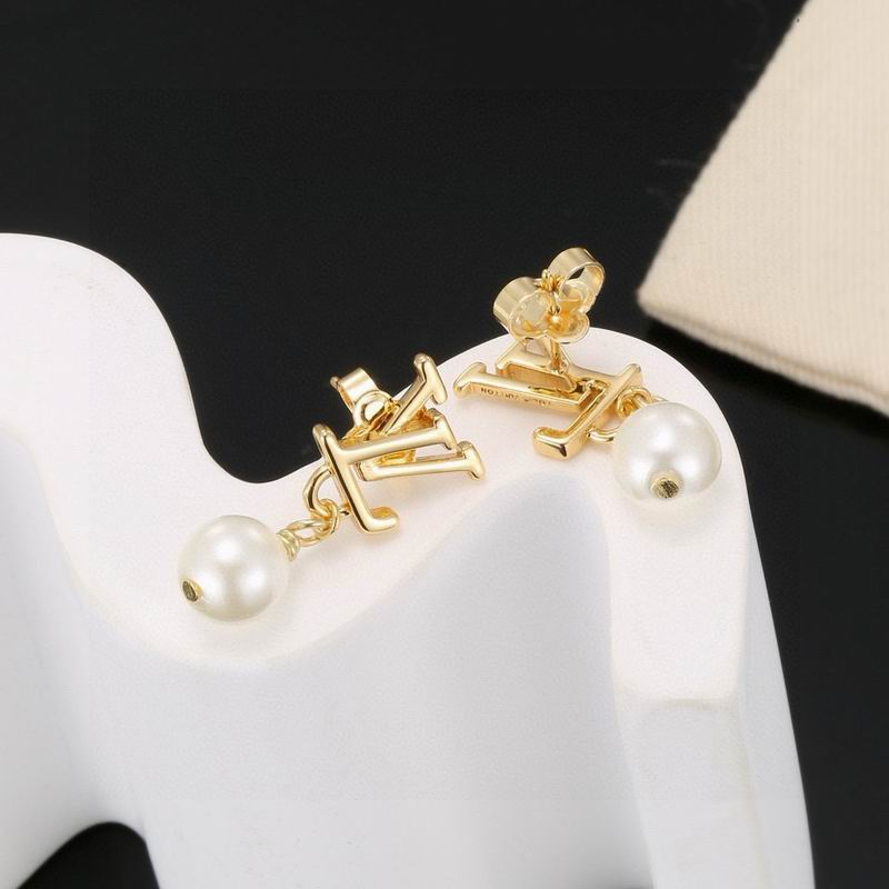 LV Earring 04yxh42 (5)
