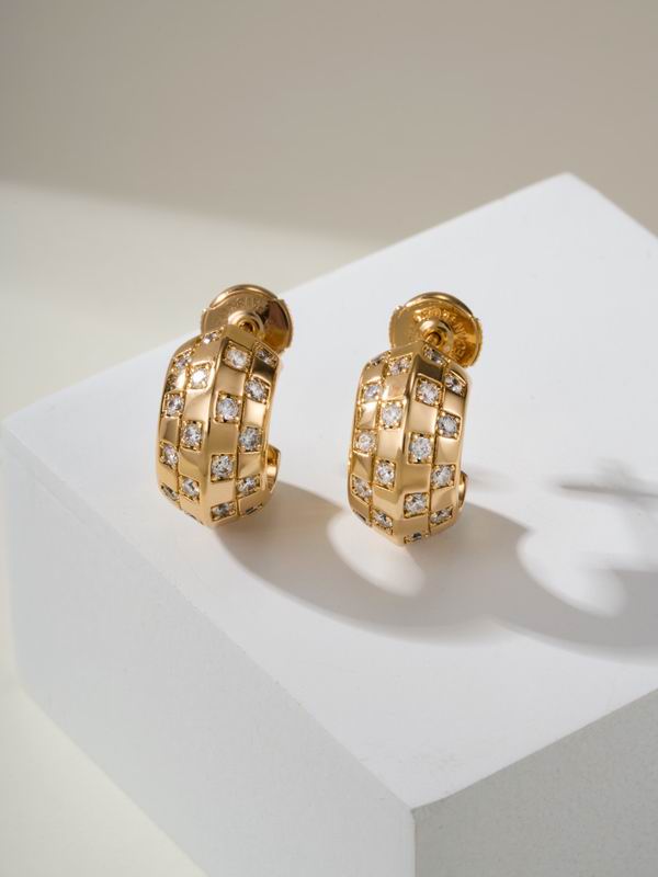 LV Earring 04yxh45 (5)