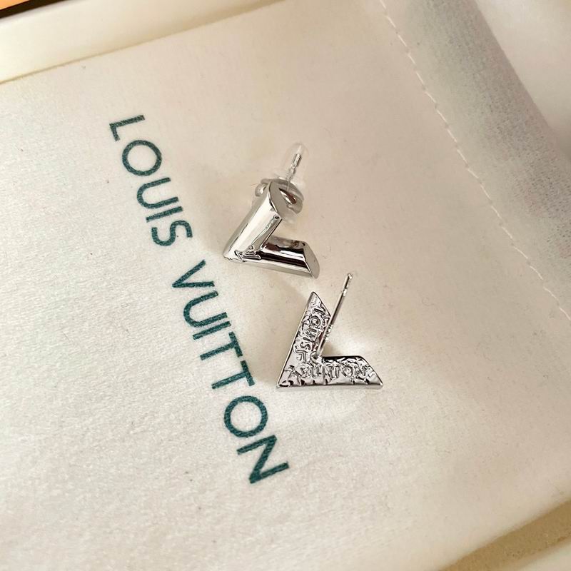 LV Earring 04yxh48 (2)